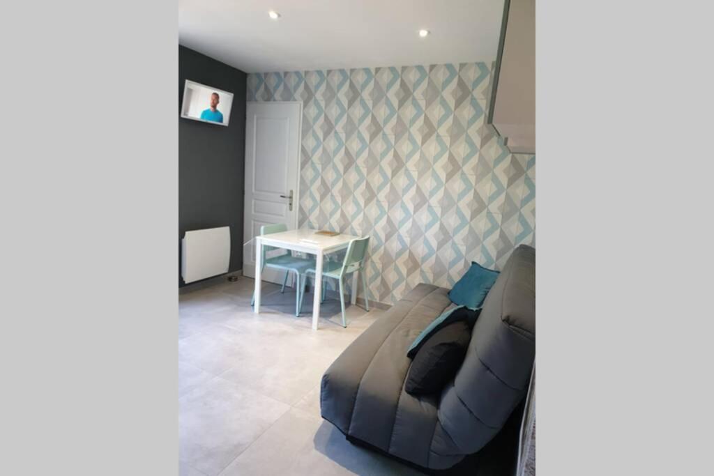Agreable Logement Pour 4 Pers A Deux Pas De Verdun Daire Haudainville Dış mekan fotoğraf