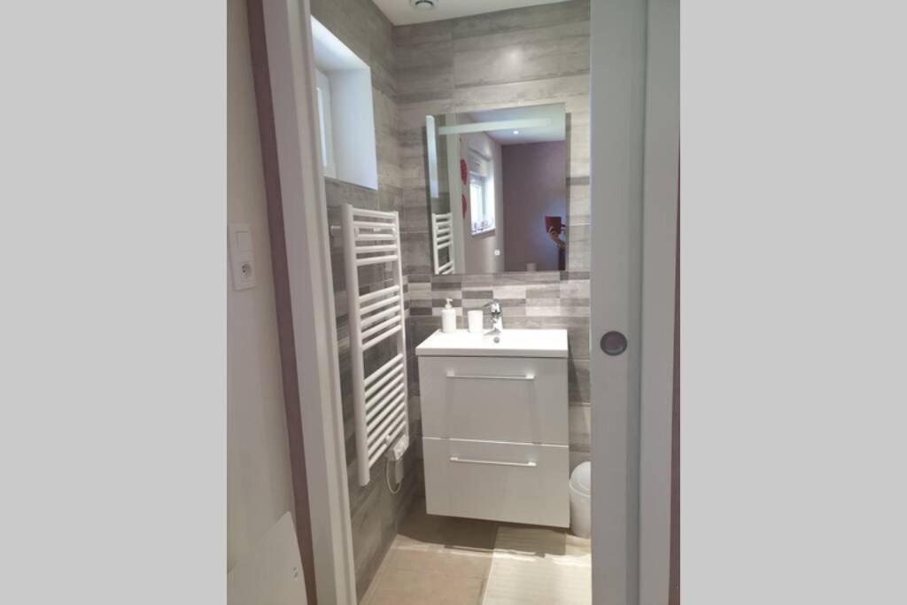 Agreable Logement Pour 4 Pers A Deux Pas De Verdun Daire Haudainville Dış mekan fotoğraf